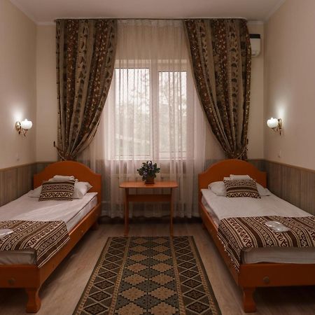 Alpinist Hotel Bishkek Luaran gambar