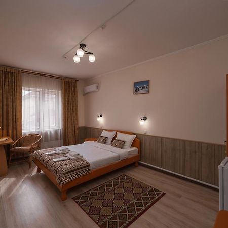 Alpinist Hotel Bishkek Luaran gambar